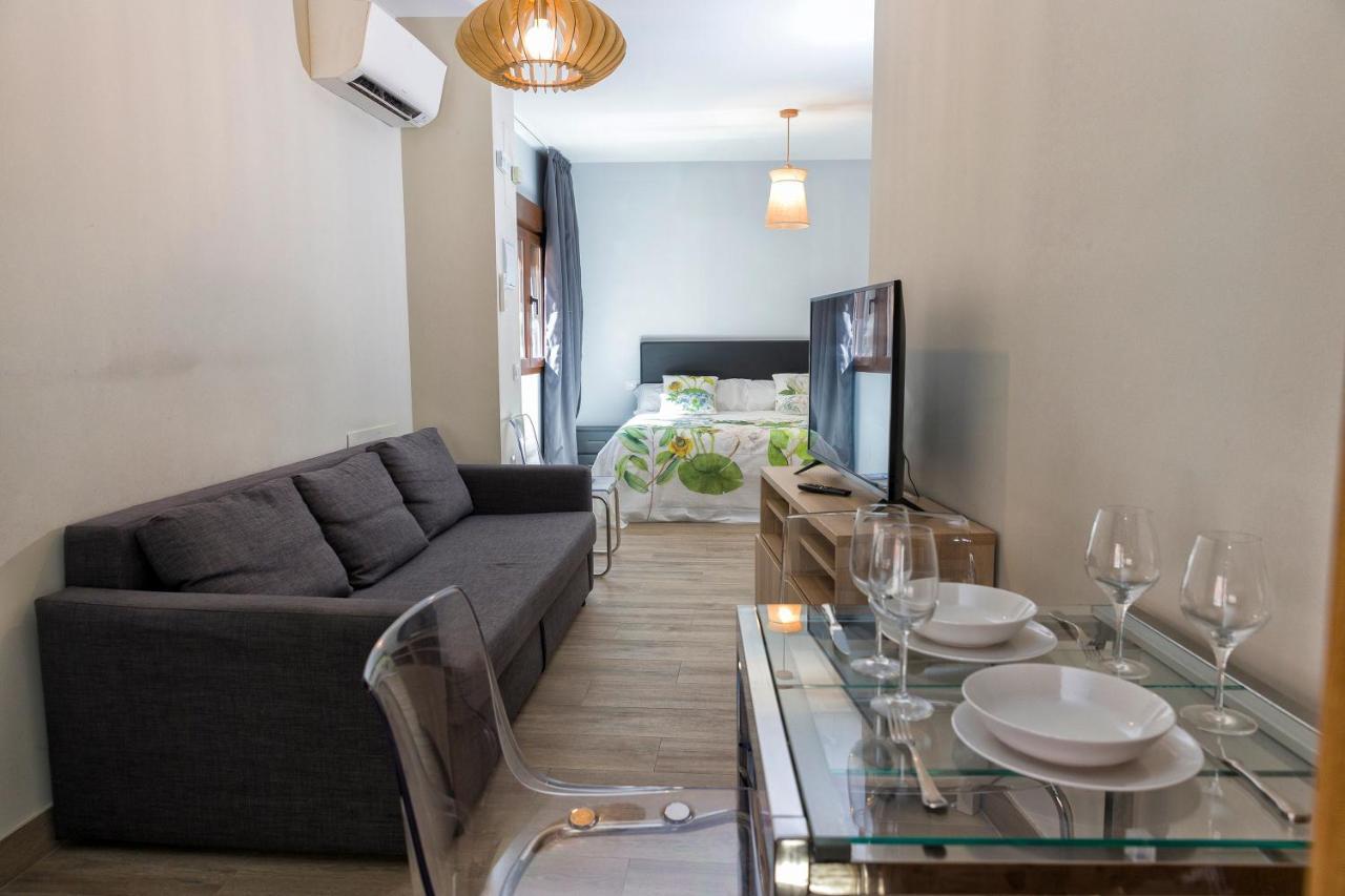 Apartamentos Onnight Málaga Buitenkant foto
